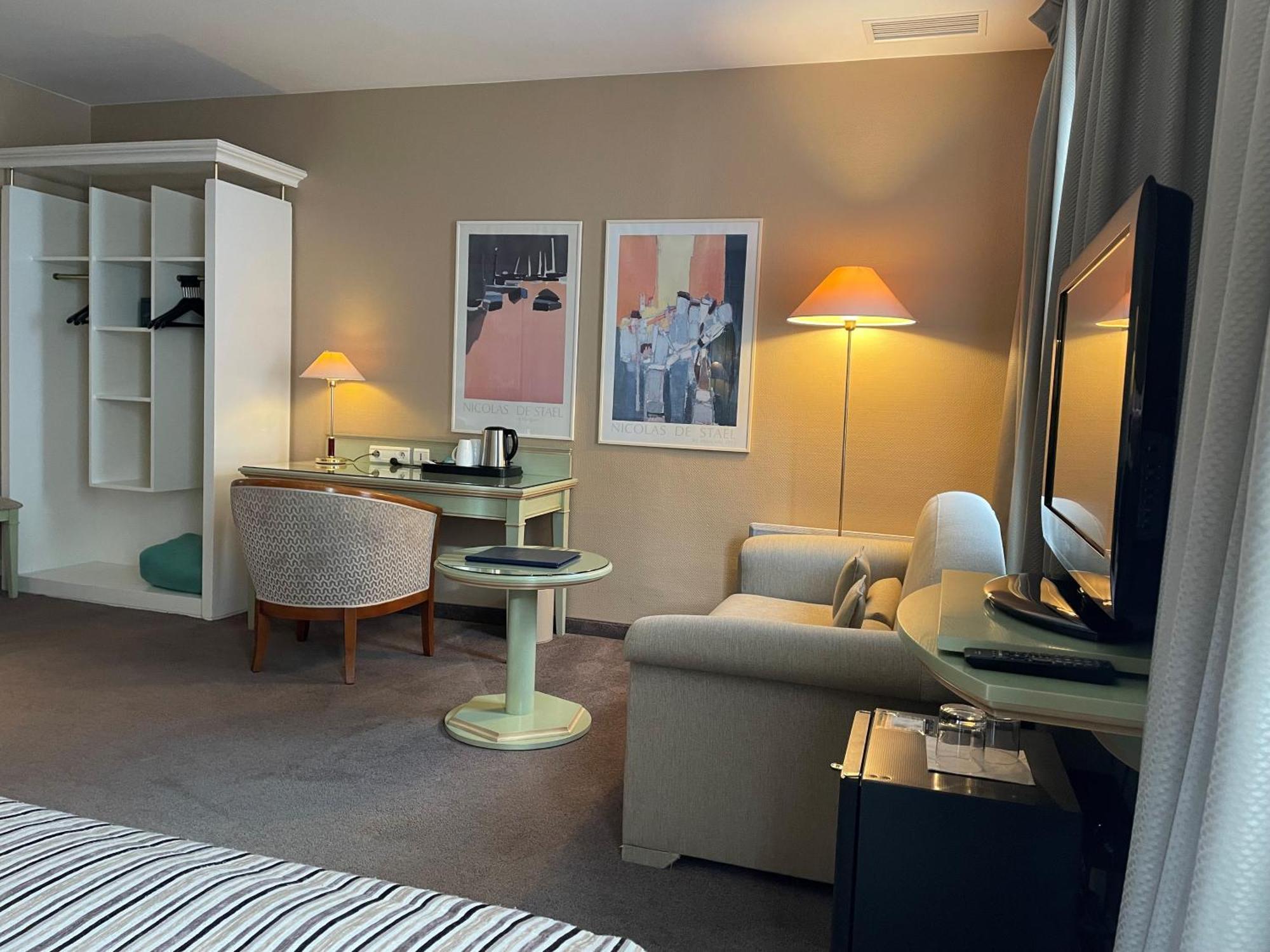 Hotel Europe Саверн Екстериор снимка